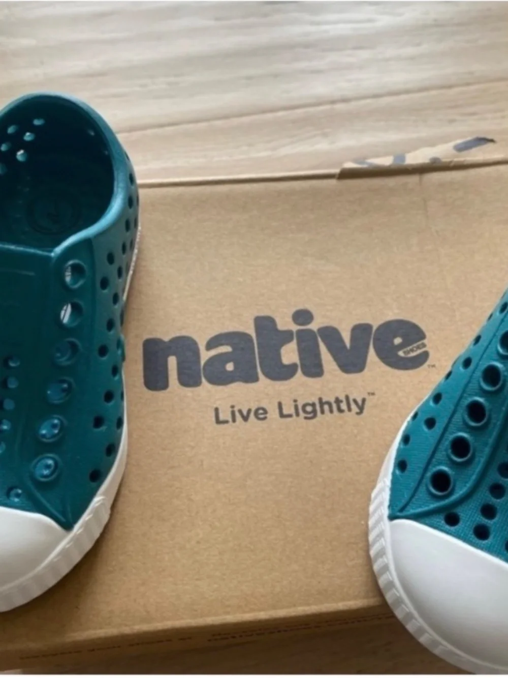 Native Kids Summer Beach Shoes NWT